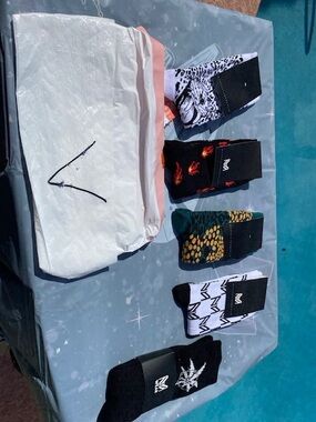 Men's Graphic Crew Socks Pack - Black, White, Green, Pink - Unbranded